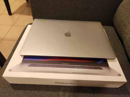 Riyadh, Computers, SAR 4500,  Apple MacBook Pro 16-inch With Touch Bar