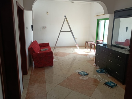 Zinj, Apartments/Houses, BHD 200/month,  2 BR,  SPACIOUS SEMI FURNISHED 2 BEDROOM APARTMENT FOR RENT IN ZINJ-:38185065