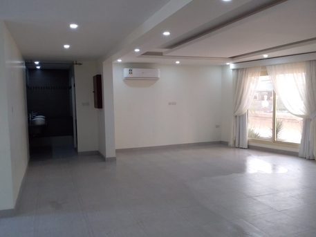 Zinj, Villas, BHD 900,  SPACIOUS  3 BHK DOUBLE STORY COMPOUND VILLA FOR RENT IN ZINJ:38185065