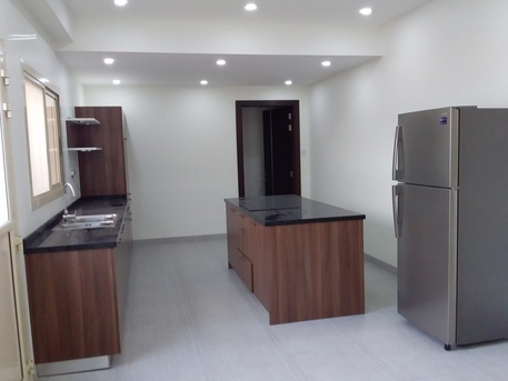 Zinj, Villas, BHD 900,  SPACIOUS  3 BHK DOUBLE STORY COMPOUND VILLA FOR RENT IN ZINJ:38185065