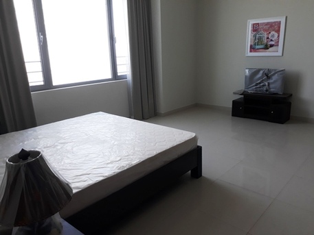 Juffair, Apartments/Houses, BHD 300/month,  Furnished,  1 BR,  Spacious 1BR Apartments. Balcony. Internet. Parking. Pool.Gym.Security: TONY