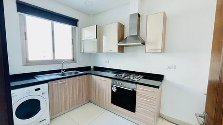Janabiya, Apartments/Houses, BHD 250/month, 3 BR, SEMI FURNISHED 3 BEDROOM FLAT WITHOUT EWA