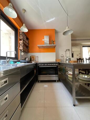 Amman, Apartments/Houses, JOD 10000/year,  Furnished,  3 BR,  Fully Furnished Three Bedroom Apartment With Terrace In 4 Circle 00962777688956