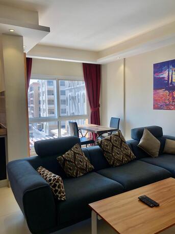 Adliya, Apartments, Flats, Houses & Villas, BHD 300/month,  Furnished,  1 BR,  FULLY FURNISHED 1 BEDROOM FLAT WITH UNLIMITED EWA
