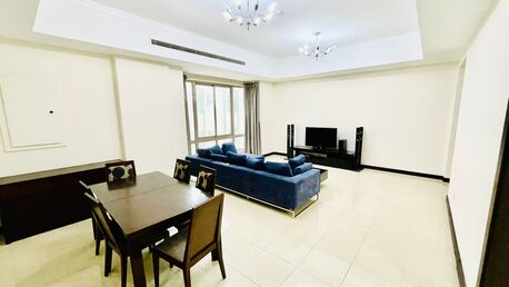 Adliya, Apartments, Flats, Houses & Villas, BHD 400/month,  Furnished,  2 BR,  FULLY FURNISHED 2 BEDROOM FLAT WITH EWA