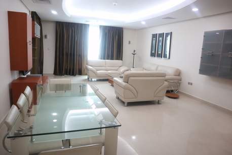 Juffair, Apartments/Houses, BHD 900/month,  Furnished,  4 BR,  Very Big 4 Bhk