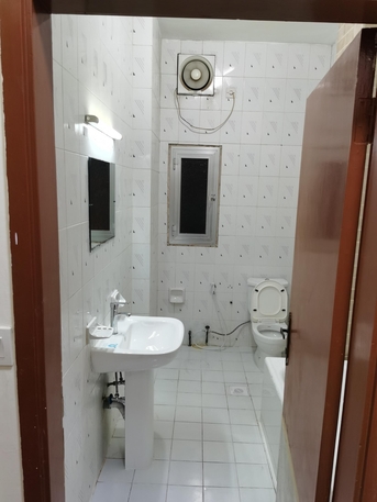 Adliya, Bedspace Available, BHD 50/month, Bedspaces Are Available In Adliya - Boys Only