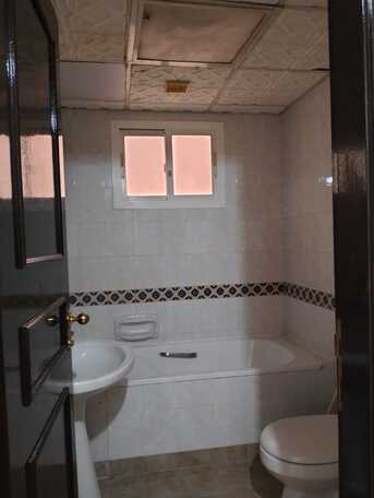 Juffair, Apartments/Houses, BHD 260/month,  2 BR,  110 Sq. Meter,  260bd-2bhk Juffair Semi Furnished With Ewa Cap