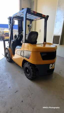 Riyadh, Heavy Equipment, SAR 65000,  CAT Diesel 3 Ton Fork Lift-DP30-USED