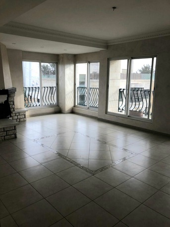 Amman, Apartments/Houses, JOD 18000/year,  3 BR,  Semi Furnished Three Bedroom Apartment With Baconly In 4 Circle 00962777688956