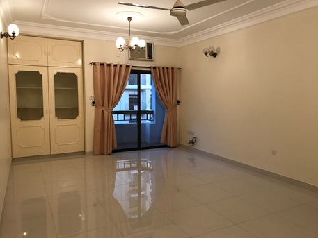 Hoora, Apartments/Houses, BHD 240/month,  2 BR,  100 Sq. Meter,  Hoora, Exhibition Road, Nicely Presented Family Apartment, 2BR, 2Bath