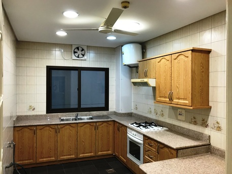 Hoora, Apartments/Houses, BHD 240/month,  2 BR,  100 Sq. Meter,  Hoora, Exhibition Road, Nicely Presented Family Apartment, 2BR, 2Bath
