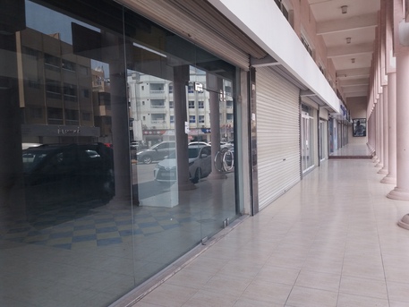 Hoora, Shops, BHD 900,  2Shutter Big Showroom  With Mezanin Floor 360 Square Miter Arya In -(((Hoora)))