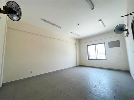 Salmabad, Staff Accomodation, BHD 1900,  Approved Labour Accommodation ( 100 Peoples ) For Rent In Salmabad