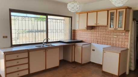 Abdoun, Apartments/Houses, JOD 14000/year,  3 BR,  Semi Furnished 3B Apart With Big Terrace In Abdoun 00962777688956