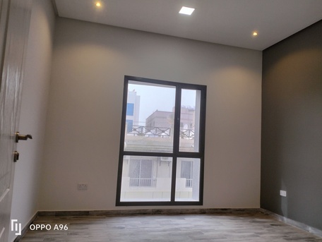 Adliya, Apartments/Houses, BHD 300/month,  2 BR,  100 Sq. Meter,  Brand New 2bhk Semi Furnished  With Gym