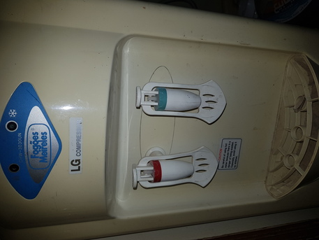 Jubail, Household Items, SAR 160,  WATER COOLER (HOT&COLD) DISPENSER 110Volt With Filter