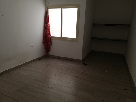 Salmaniya, Apartments/Houses, BHD 330/month,  3 BR,  3 Bedrooms Spacious Semi Furnished Flat For Rent (inclusive Ewa)