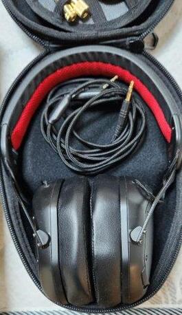 Jubail, Electronics, SAR 750,  V-Moda Crossfade Wireless Headphone