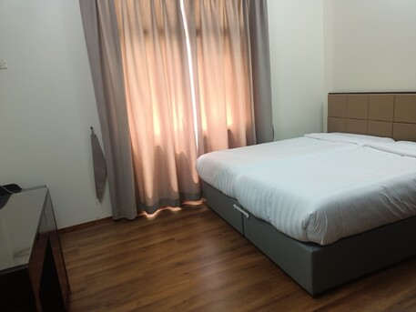 Juffair, Apartments/Houses, BHD 400/month,  Furnished,  3 BR,  Spacious 3BR Apartments. Gas Cooking Range. Balcony. Internet.Pool.Gym.Parking:TONY