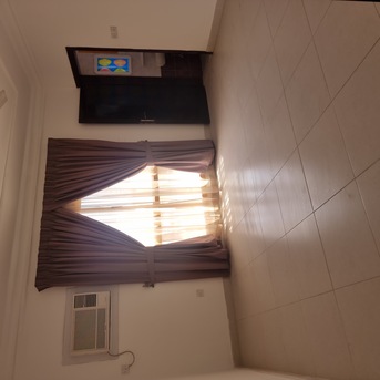 Juffair, Apartments/Houses, BHD 220/month,  2 BR,  &2BATHROOM Hall Kitchen Without Electricity Balkani Car Parking