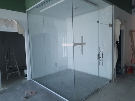 Riyadh, Construction, Glass Work