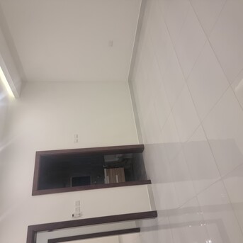 Saar, Apartments/Houses, BHD 325/month,  2 BR,  &2BATHROOM Hall Kitchen Open Semi Furnished With Electricity Car Parking