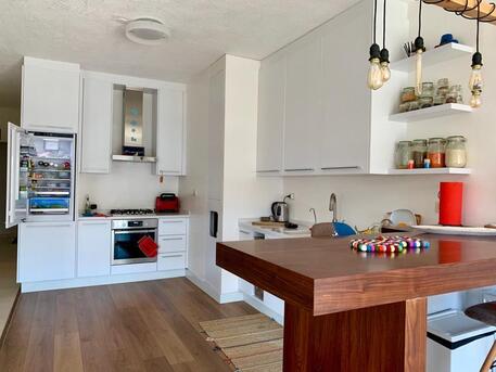 Amman, Apartments/Houses, JOD 13000/year,  Furnished,  3 BR,  Fully Furnished 3B Apart With Baconly In Jabal Webdeh 00962777688956