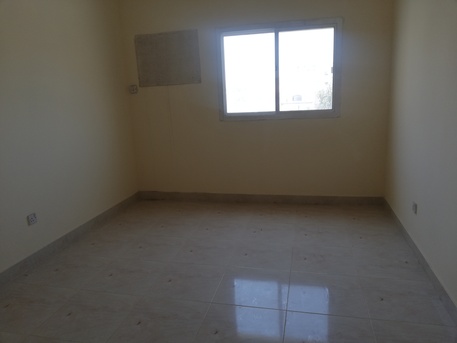 Mahooz, Apartments/Houses, BHD 190/month,  2 BR,  2 Bedrooms Spacious Unfurnished Flat For Rent (exclusive Ewa)