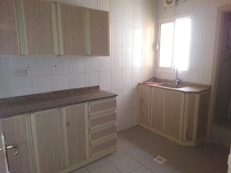  , BHD 150/month,  2 BR,  Flat For Rent In Muharraq Near Master Point, 4