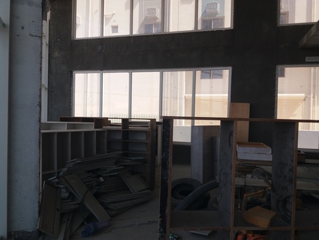 Manama, Shops, BHD 1600,  6 Shutter Shop With Mezanin Floor  500 Sqear Miter . Showroom For Rent In -(((Tubil)))