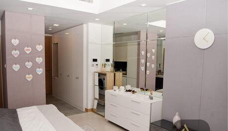 Juffair, Apartments/Houses, BHD 260/month,  Furnished,  Studio,  90 Sq. Meter,  Very Nice Fully Furnished Luxury Studio Flat Available In Juffair Call Aleena