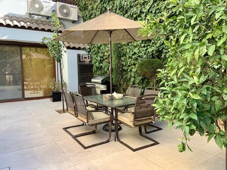 Abdoun, Apartments/Houses, JOD 18000/year,  Furnished,  2 BR,  Ground Fully Furinshed 2B Apartment With Garden In Abdoun 00962777688956