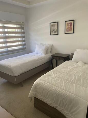 Amman, Apartments/Houses, JOD 14000/year,  Furnished,  3 BR,  Ground Fully Furinshed 3B Apartment With Outside Garden In Shemsani 00962777688956