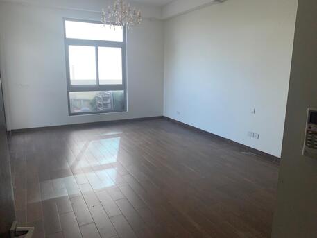 Isa Town, Labor/Moving, BHD 450/month,  3 BR,  200 Sq. Feet,  Close To All Educational Center 3 Bedroom Apartment
