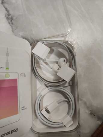 Riyadh, Mobile Phones, SAR 650,  Apple IPod Touch 7th Gen 128GB Black