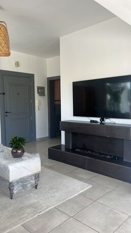 Abdoun, Apartments/Houses, JOD 9600/year,  Furnished,  1 BR,  Roof Top Fully Furnished One Bedroom With Two Terraces In Abdoun 00962777688956