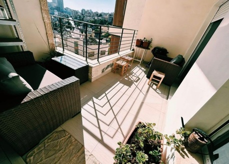 Amman, Apartments/Houses, JOD 16000/year,  Furnished,  3 BR,  Fully Furnished 3B Apart With Baconly In Jabal Webdeh 00962777688956