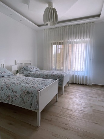 Amman, Apartments/Houses, JOD 13000/year,  Furnished,  3 BR,  Fully Furnished 3B Apart With Baconly In Jabal Webdeh 00962777688956