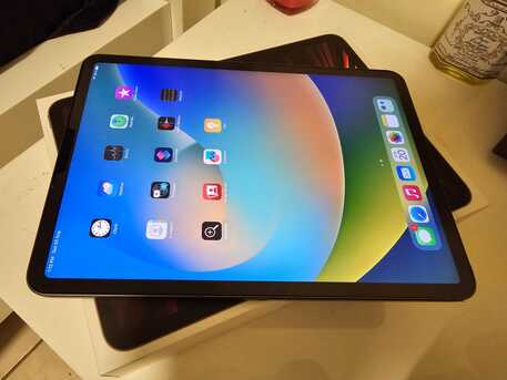 Riyadh, Tablet Computers, SAR 2800,  Apple IPad Pro 11-inch (3rd Gen) With Apple M1 Chip