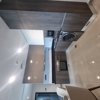 Manama, Apartments/Houses, BHD 450/month,  2 BR,  &2BATHROOM Hall Kitchen Open Fully Furnished Brand New Building Gym Swimming Pool