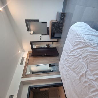 Manama, Apartments/Houses, BHD 450/month,  2 BR,  &2BATHROOM Hall Kitchen Open Fully Furnished Brand New Building Gym Swimming Pool