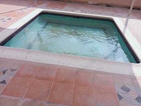 Juffair, Apartments/Houses, BHD 680/month,  3 BR,  Semi Furnished 3bhk Compound Villa For Rent Juffair;38185065