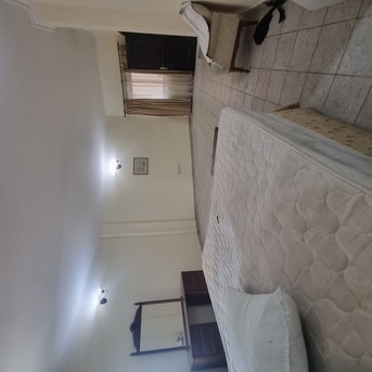 Juffair, Apartments/Houses, BHD 370/month,  2 BR,  ?2BATHROOM Hall Kitchen With Electricity Semi Furnished Car Parking