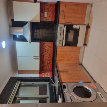 Juffair, Apartments/Houses, BHD 350/month,  2 BR,  ;ATHROOM Hall Kitchen Fully Furnished With Electricity Car Parking