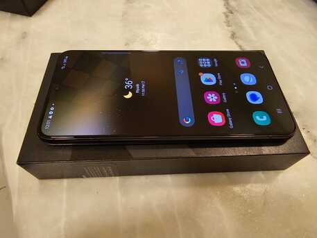 Riyadh, Mobile Phones, SAR 1500,  Samsung S22 Black (5G) Dual Sim