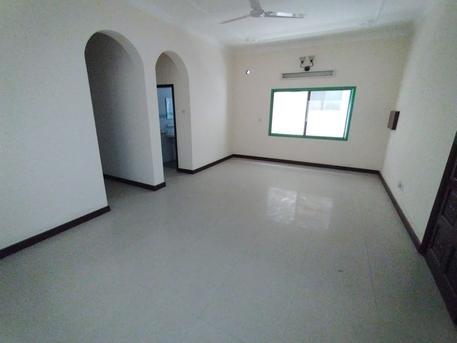 Zinj, Buildings, BHD 270,  UN FURNISHED 2 BHK COMMERCIAL APARTMENT FOR RENT IN ZINJ-: 38185065