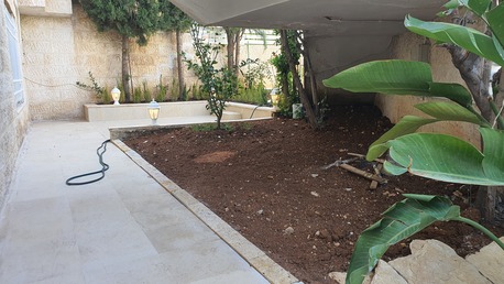 Abdoun, Apartments/Houses, JOD 30000/year,  4 BR,  Semi Furnished Deplux 4B Apart With Baconly And Garden In Abdoun 00962777688956