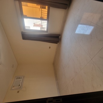 Manama, Apartments/Houses, BHD 230/month,  2 BR,  #1BATHROOM Hall Kitchen Balkani With Electricity New Flat