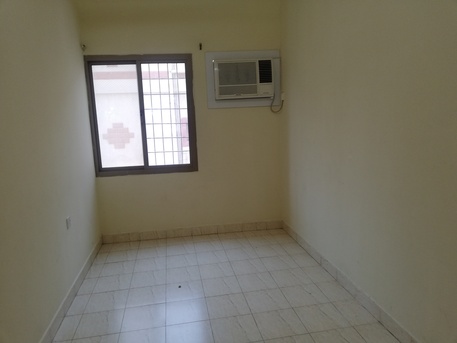Salmaniya, Apartments/Houses, BHD 255/month,  3 BR,  3 Bedrooms Semi Furnished Flat For Rent (inclusive Ewa)